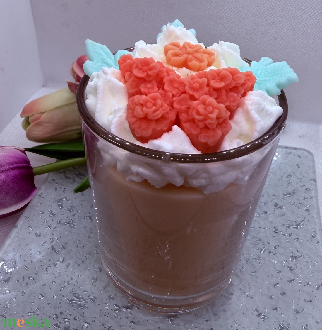 Pillangós üveges d�szgyertya, virággal és kis levelekkel - otthon & életmód - gyertya, illat, aroma - gyertya - Meska.hu