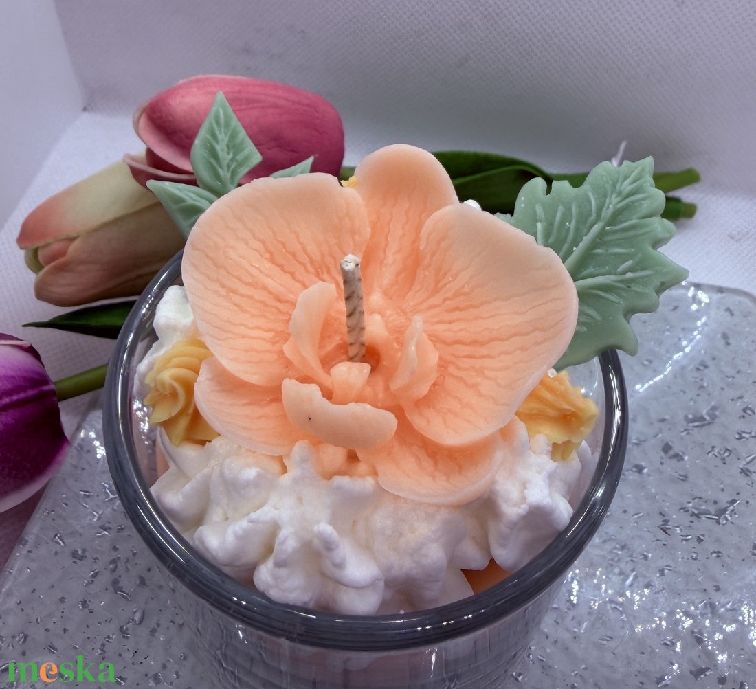 Habos orchidea virágos szójagyertya � barackvirág árnyalatú, kézműves üveges gyertya - otthon & életmód - gyertya, illat, aroma - gyertya - Meska.hu