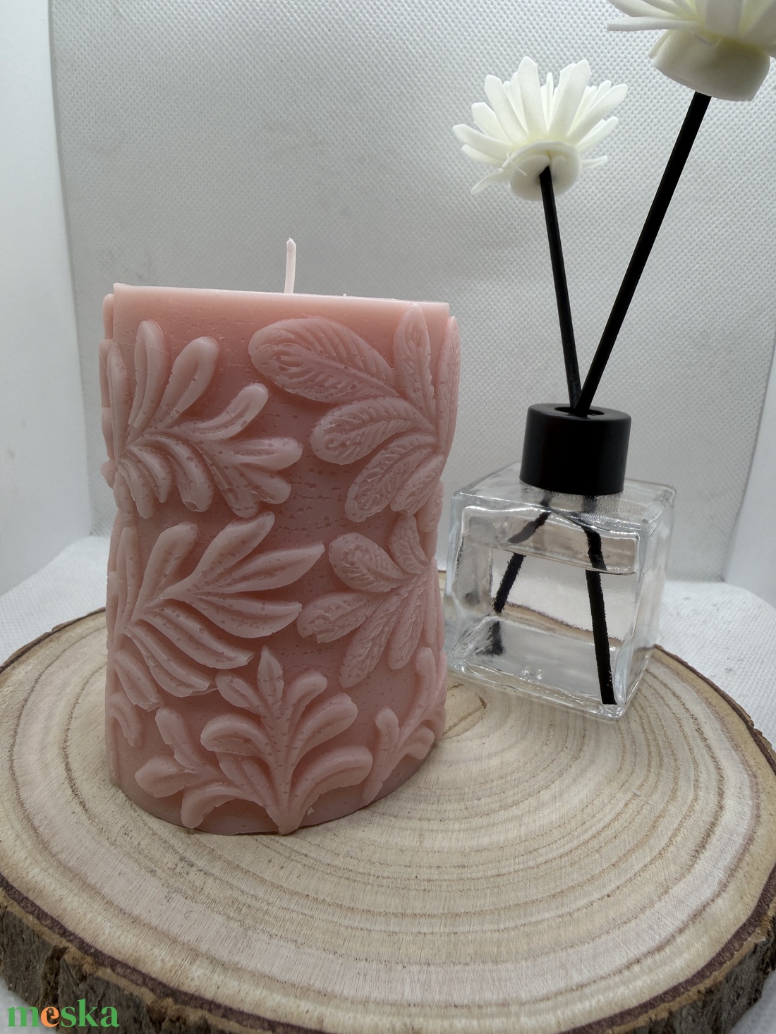 Kézműves pávás díszgyertya � elegáns, púderrózsaszín különlegesség - otthon & életmód - gyertya, illat, aroma - gyertya - Meska.hu