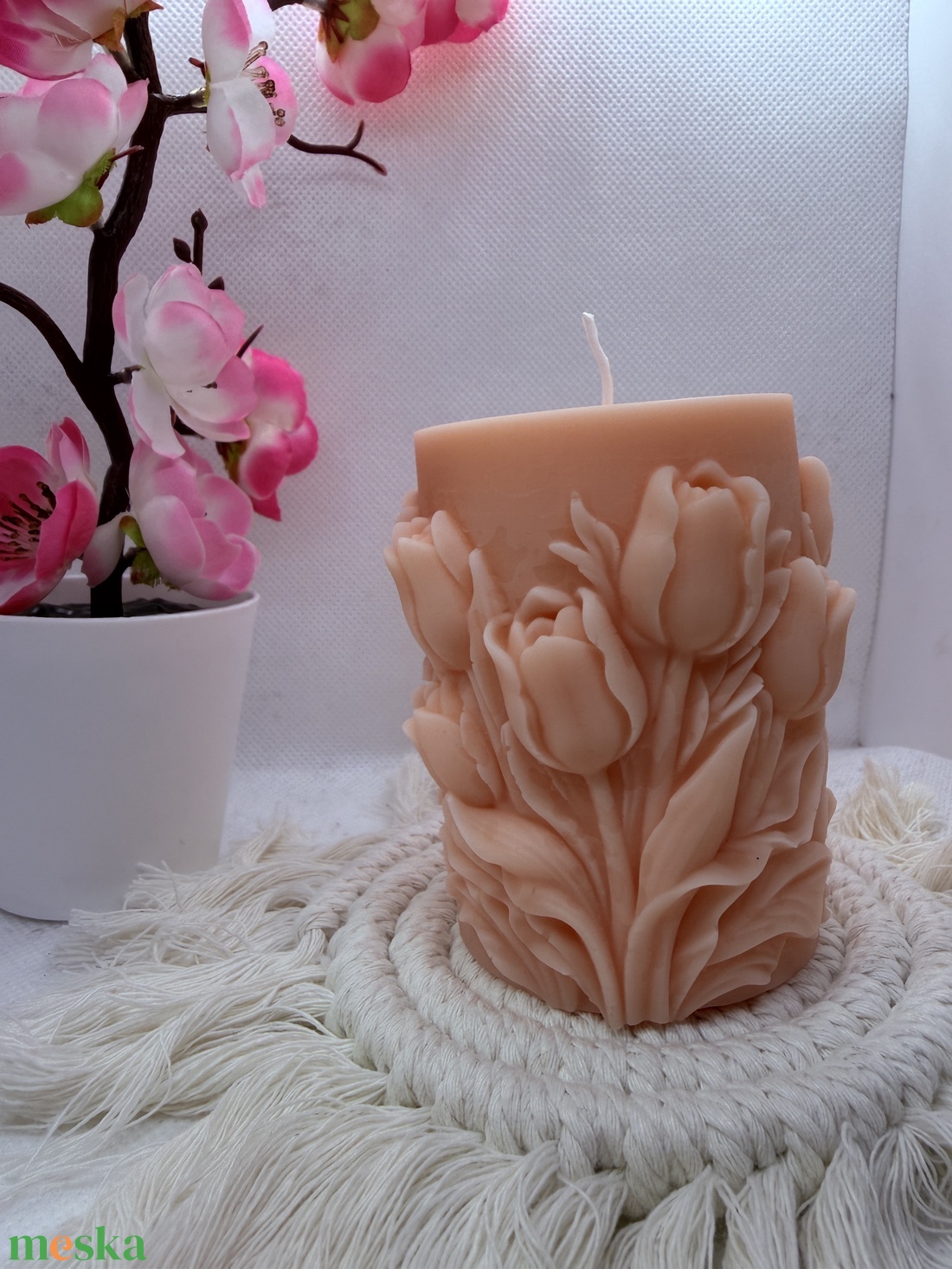Kézműves tulipánmintás díszgyertya � barackvirág színben - otthon & életmód - gyertya, illat, aroma - gyertya - Meska.hu