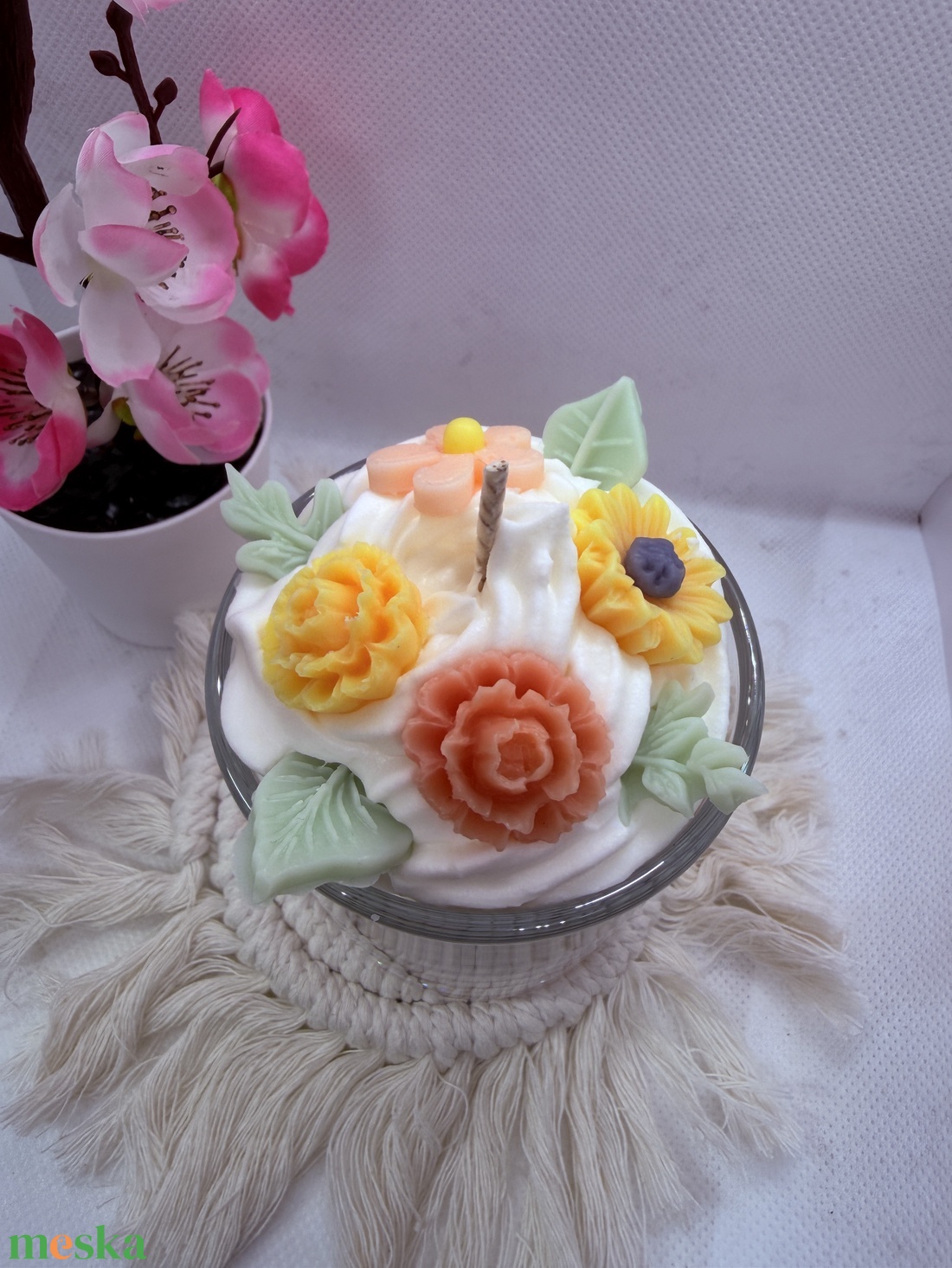 Apró virágos üveges d�szgyertya - barackvirág színben  - otthon & életmód - gyertya, illat, aroma - gyertya - Meska.hu