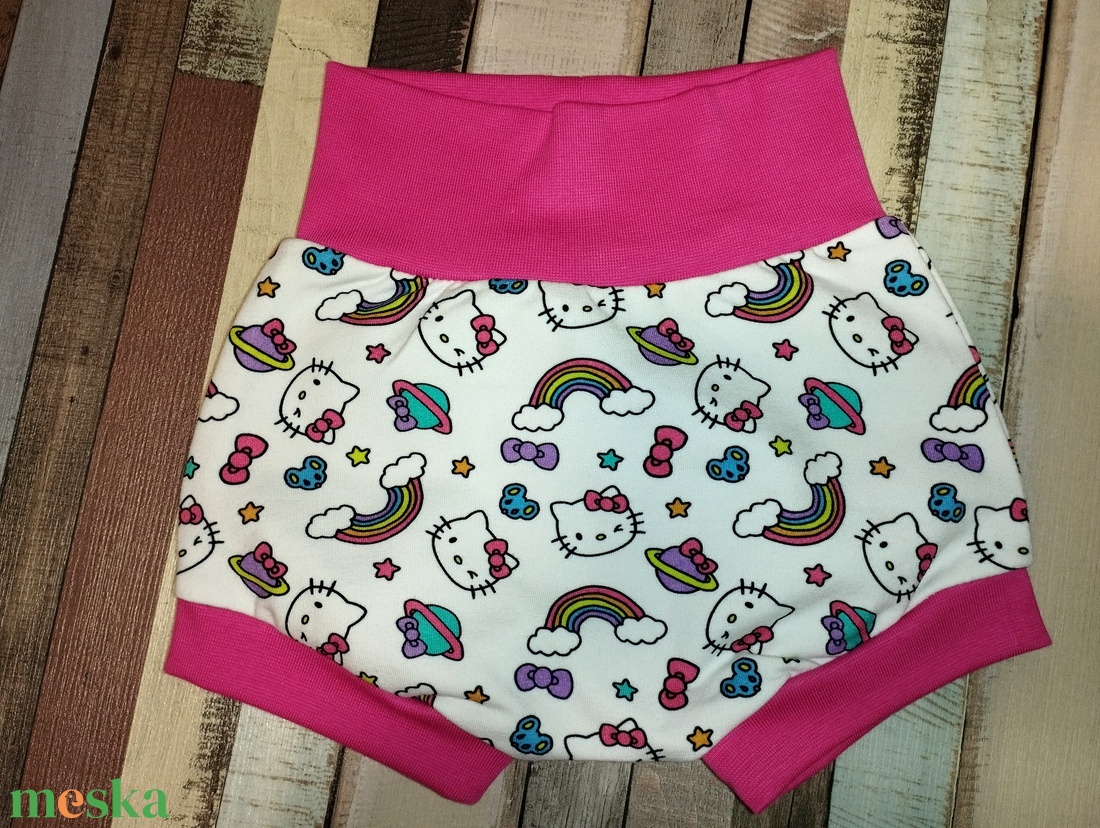 Monesz Hello Kitty  buborék rövidnadrág - baba - mama - babaruházat - baba nadrág - Meska.hu