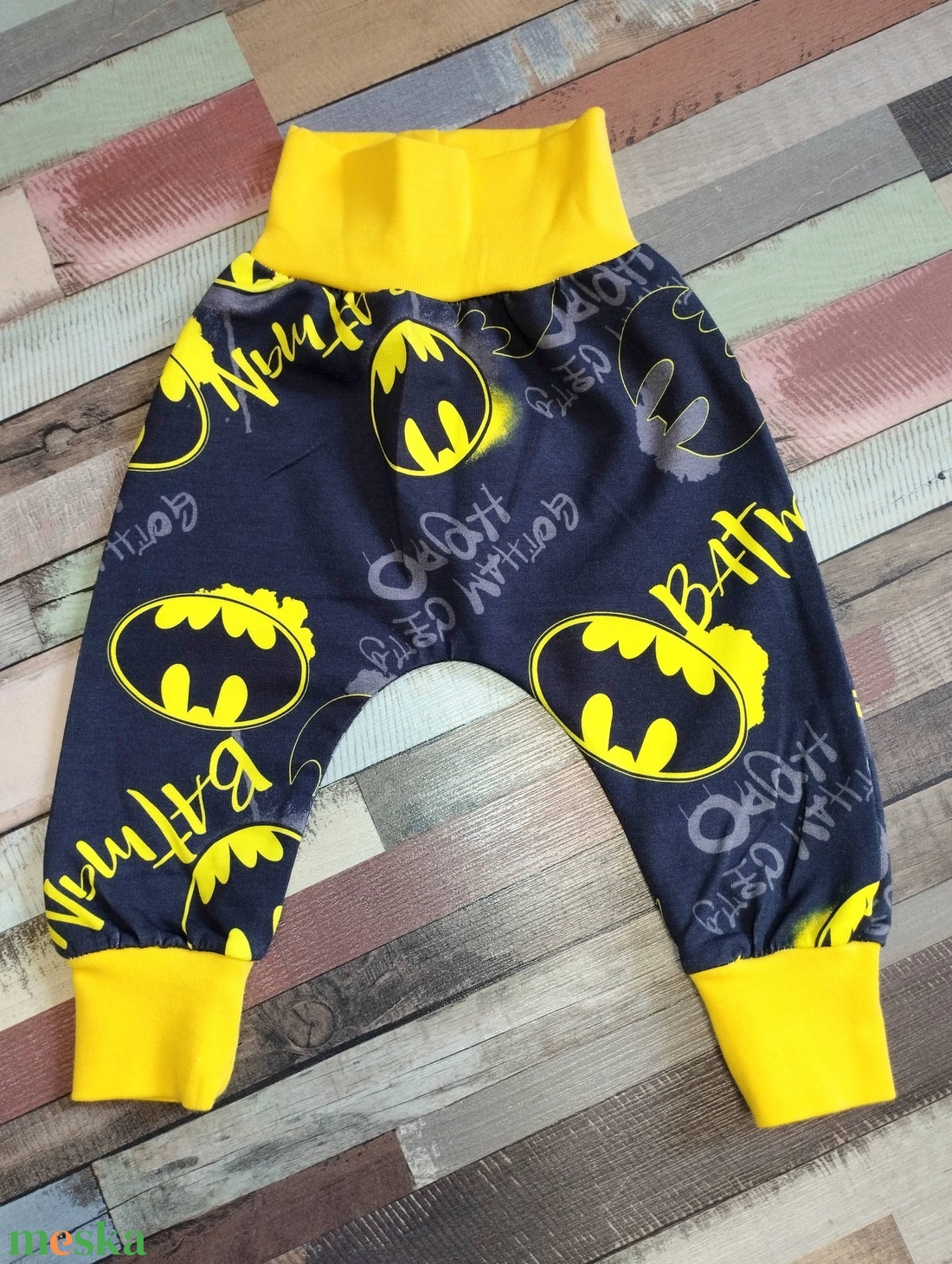Monesz Batman hosszú nadrág 62-68 - baba - mama - babaruházat - baba nadrág - Meska.hu