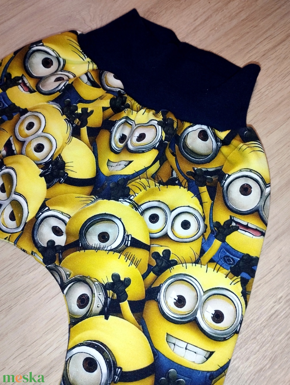 Monesz Minions hosszú nadrág  - baba - mama - babaruházat - baba nadrág - Meska.hu