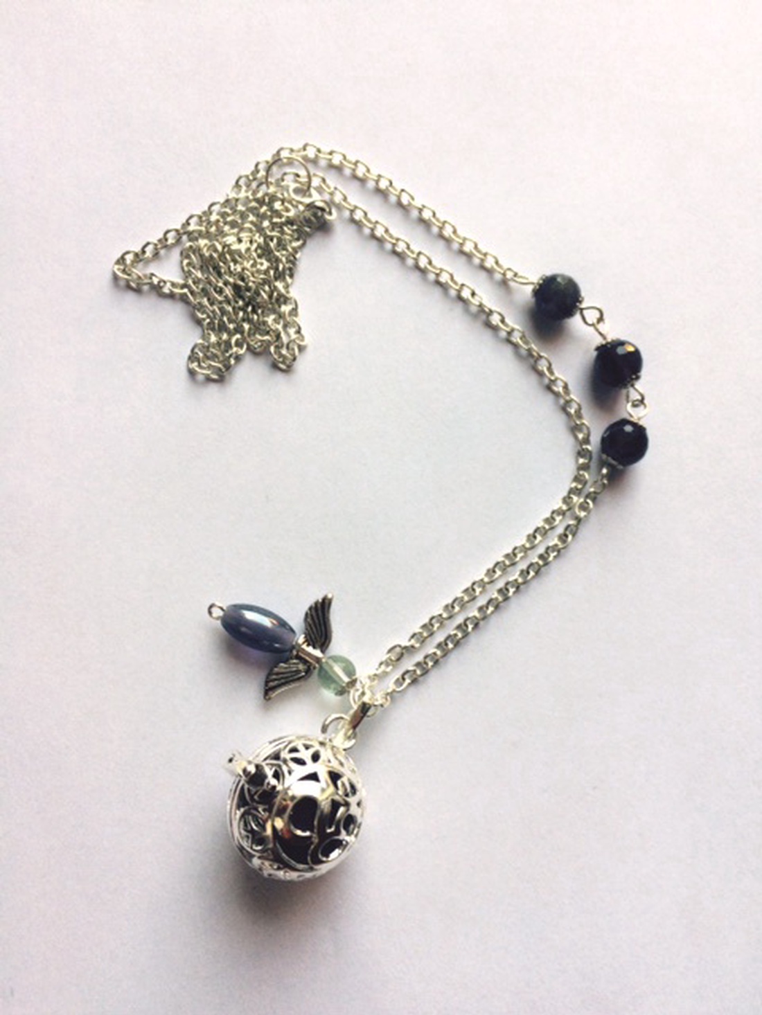 Angyalhívó csengő OM medállal, ametiszt féldrágakövekkel -  - Meska.hu