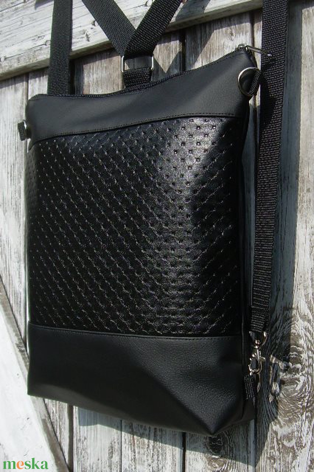 CITY BAG HÁTIZSÁK/OLDALTÁSKA : Fekete feketével 2. - táska & tok - hátizsák - hátizsák - Meska.hu CITY BAG HÁTIZSÁK/OLDALTÁSKA : Fekete feketével 2. - táska & tok - hátizsák - hátizsák - Meska.hu