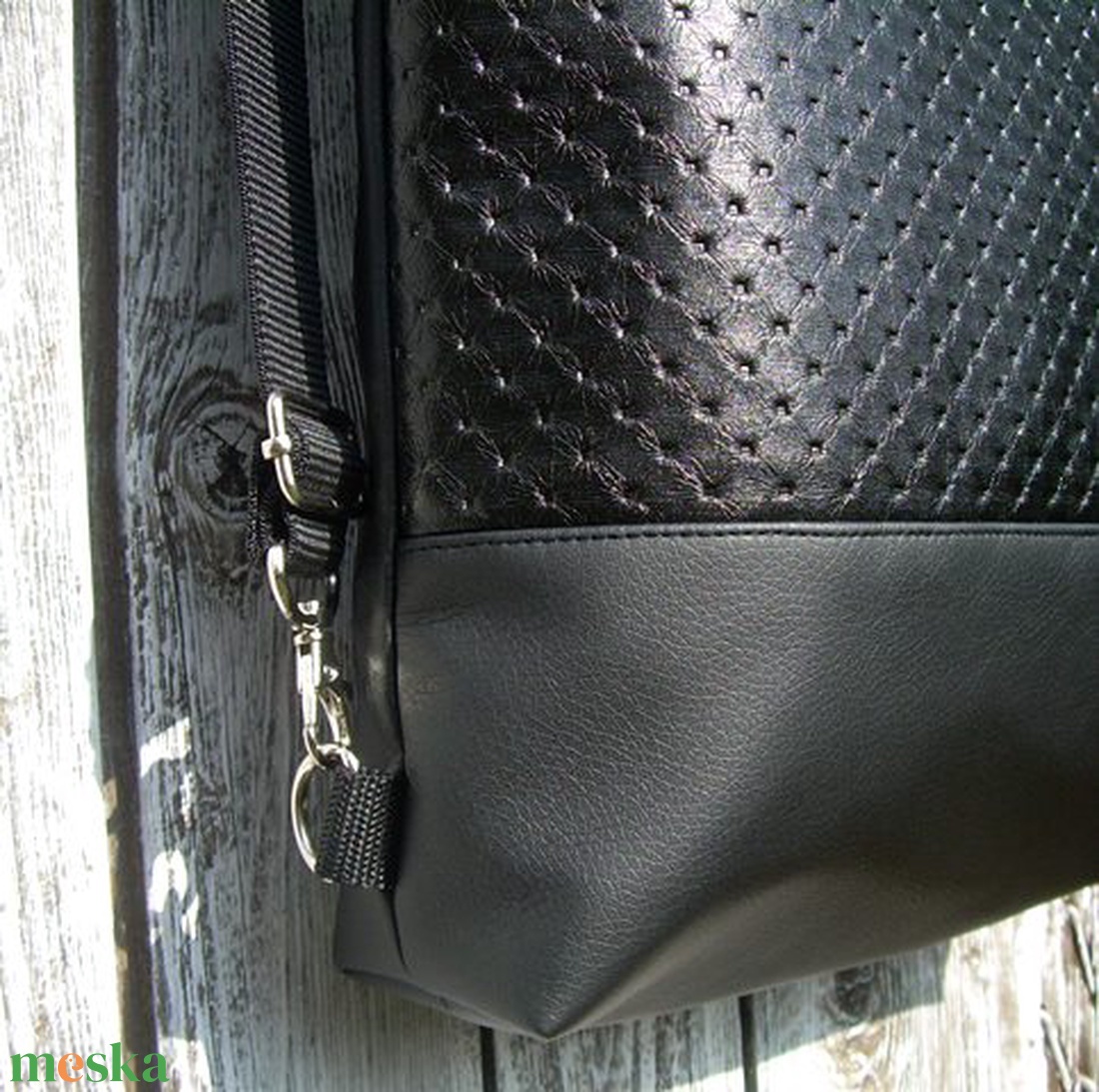 CITY BAG HÁTIZSÁK/OLDALTÁSKA : Fekete feketével 2. - táska & tok - hátizsák - hátizsák - Meska.hu CITY BAG HÁTIZSÁK/OLDALTÁSKA : Fekete feketével 2. - táska & tok - hátizsák - hátizsák - Meska.hu