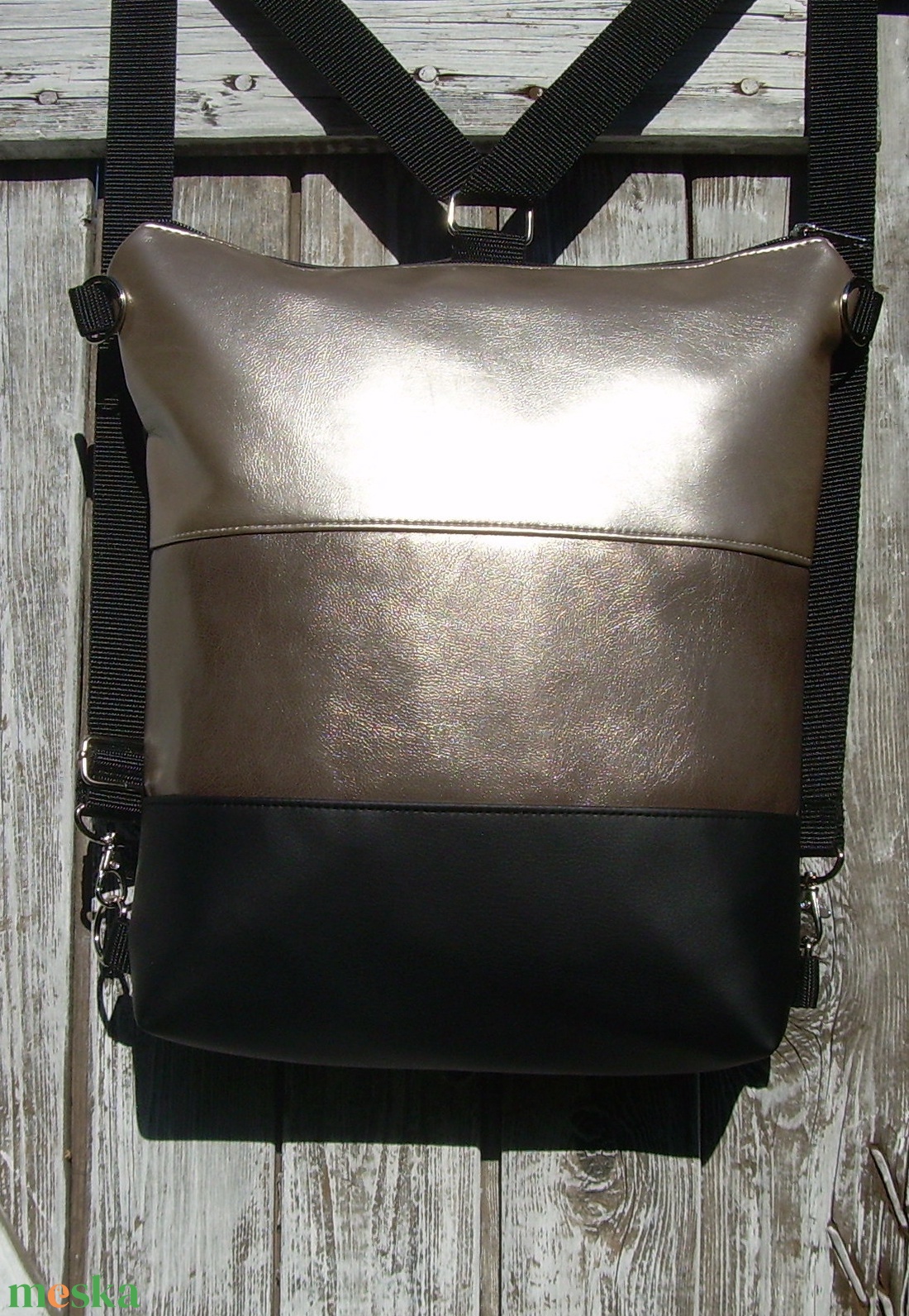 CITY BAG HÁTIZSÁK/OLDALTÁSKA : Metálos elegancia 3. - táska & tok - hátizsák - hátizsák - Meska.hu CITY BAG HÁTIZSÁK/OLDALTÁSKA : Metálos elegancia 3. - táska & tok - hátizsák - hátizsák - Meska.hu