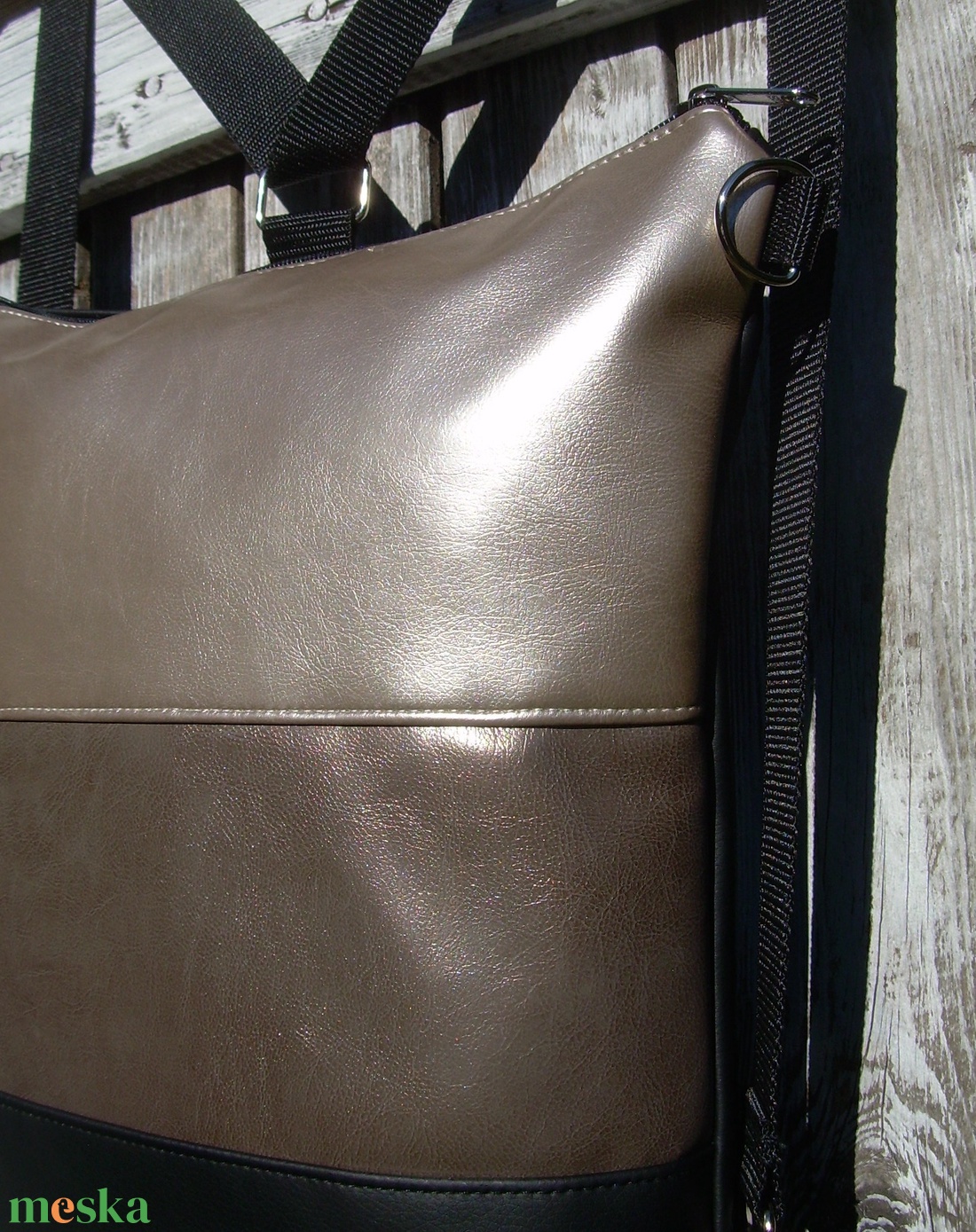 CITY BAG HÁTIZSÁK/OLDALTÁSKA : Metálos elegancia 3. - táska & tok - hátizsák - hátizsák - Meska.hu CITY BAG HÁTIZSÁK/OLDALTÁSKA : Metálos elegancia 3. - táska & tok - hátizsák - hátizsák - Meska.hu