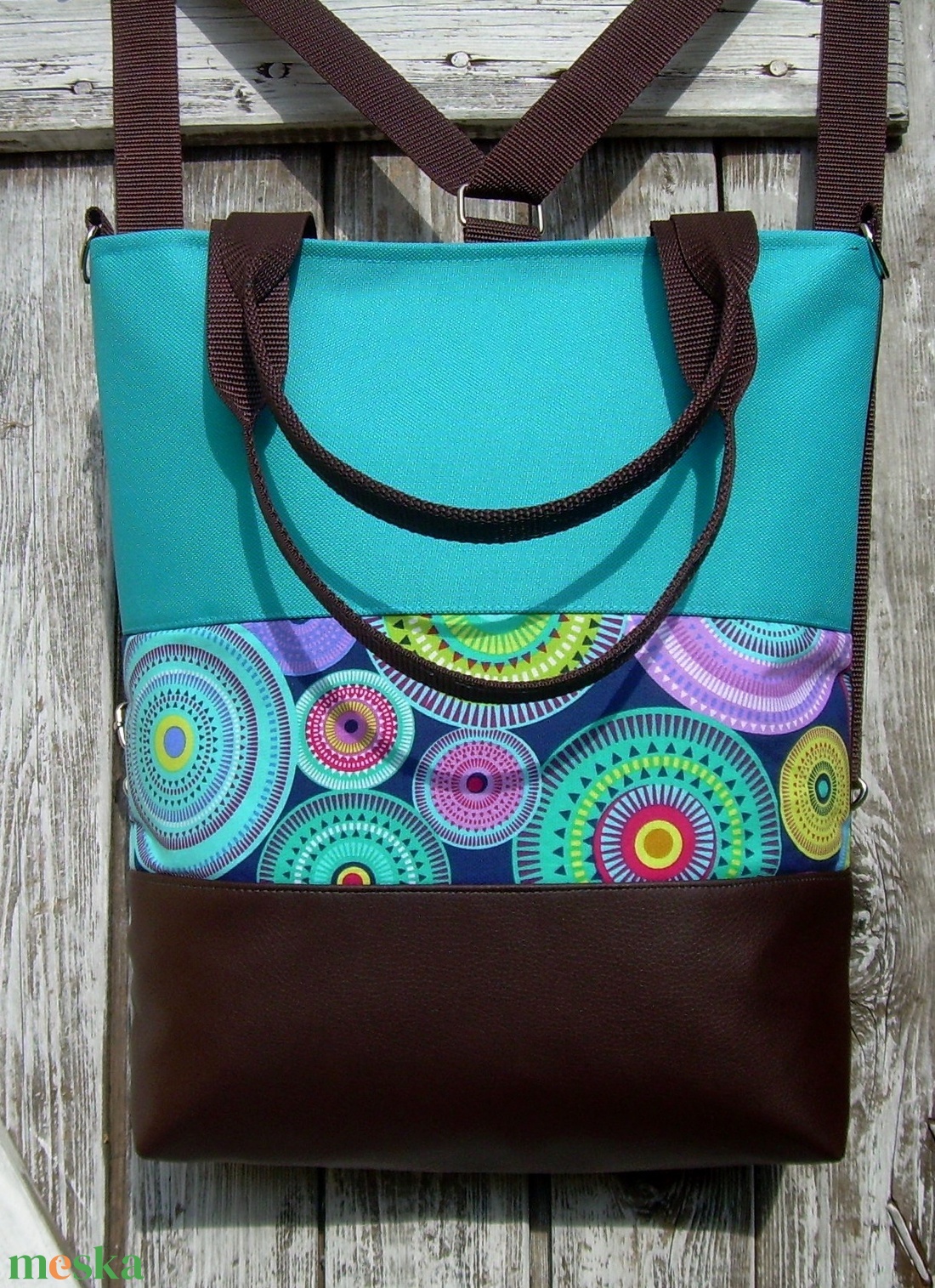 CITY BAG HÁTIZSÁK/OLDALTÁSKA/VÁLLTÁSKA : Színpompás körök barnával és türkizzel :) - táska & tok - hátizsák - Meska.hu CITY BAG HÁTIZSÁK/OLDALTÁSKA/VÁLLTÁSKA : Színpompás körök barnával és türkizzel :) - táska & tok - hátizsák - Meska.hu