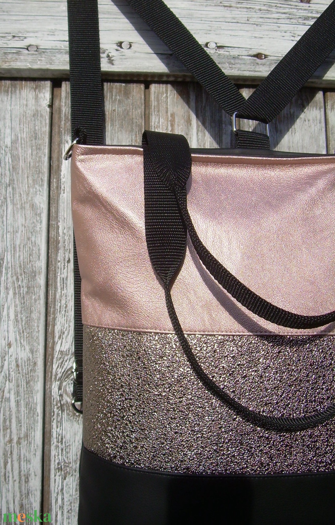 CITY BAG HÁTIZSÁK/OLDALTÁSKA/VÁLLTÁSKA : Metálos elegancia lazac rózsaszínnel 2. - - Meska.hu CITY BAG HÁTIZSÁK/OLDALTÁSKA/VÁLLTÁSKA : Metálos elegancia lazac rózsaszínnel 2. - - Meska.hu
