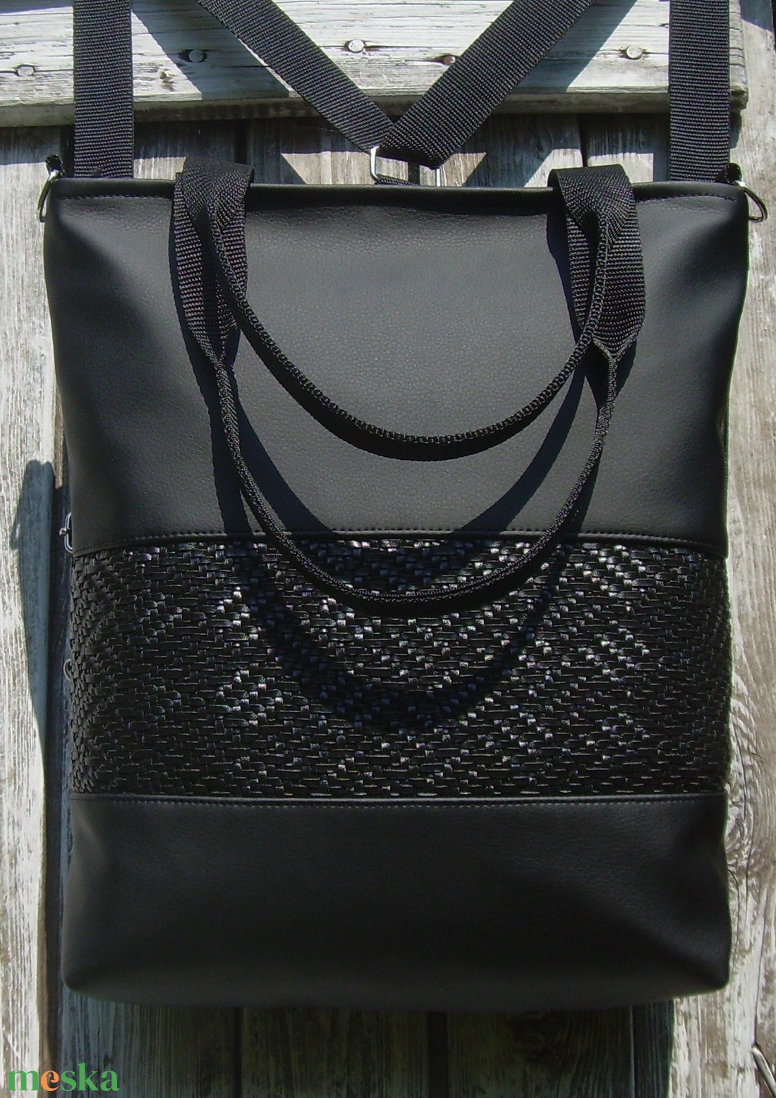 CITY BAG HÁTIZSÁK/OLDALTÁSKA/VÁLLTÁSKA : Fekete elegancia szőtt hatású bőrrel - táska & tok - hátizsák - Meska.hu CITY BAG HÁTIZSÁK/OLDALTÁSKA/VÁLLTÁSKA : Fekete elegancia szőtt hatású bőrrel - táska & tok - hátizsák - Meska.hu