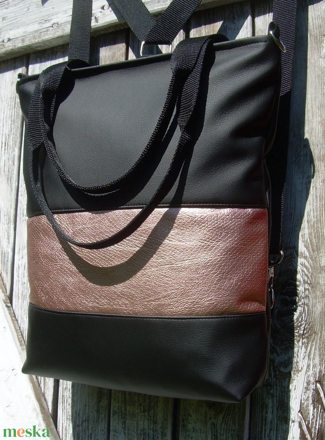 CITY BAG HÁTIZSÁK/OLDALTÁSKA/VÁLLTÁSKA : Metálos elegancia lazac rózsaszínnel 3. - táska & tok - variálható táska - Meska.hu CITY BAG HÁTIZSÁK/OLDALTÁSKA/VÁLLTÁSKA : Metálos elegancia lazac rózsaszínnel 3. - táska & tok - variálható táska - Meska.hu