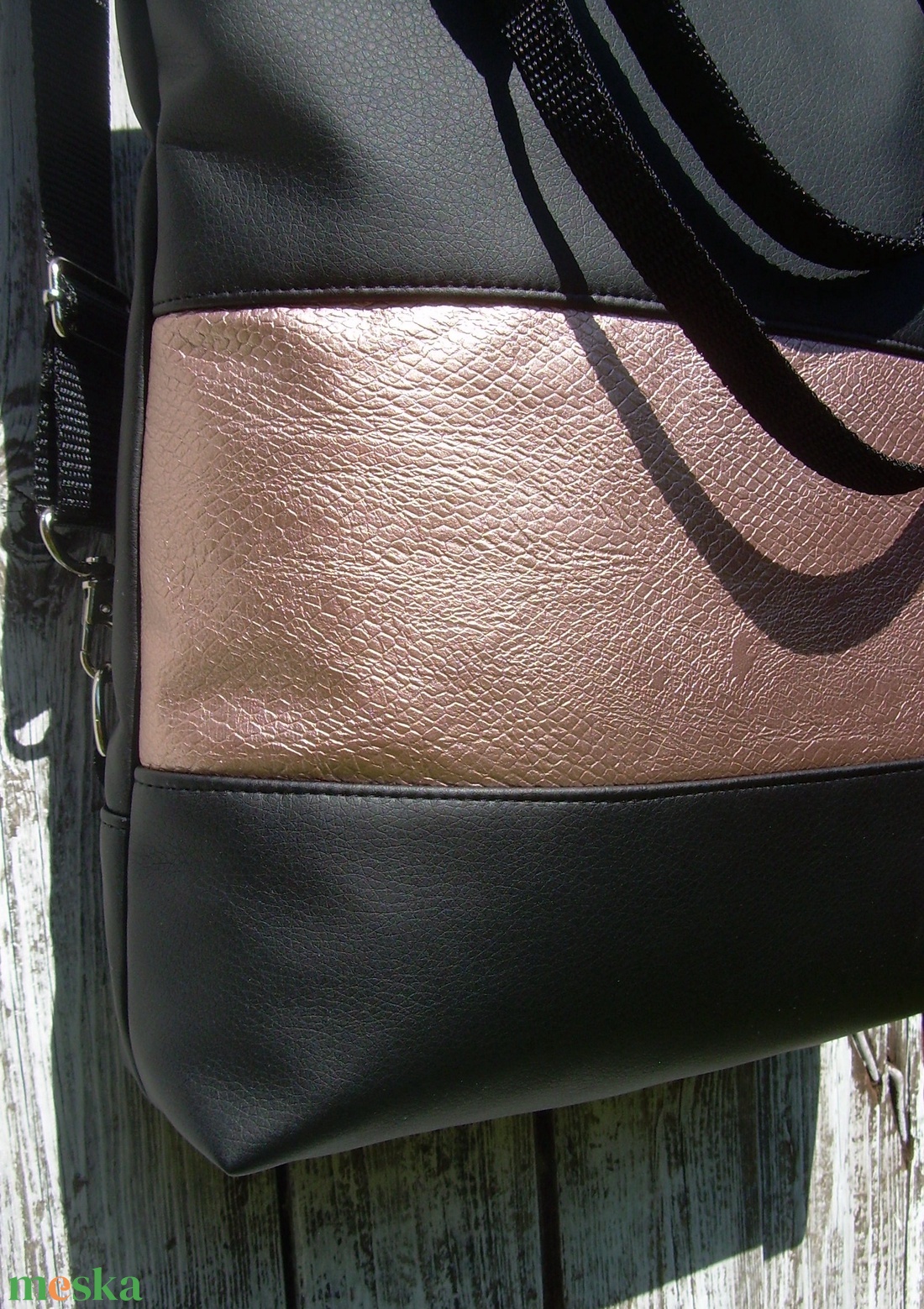 CITY BAG HÁTIZSÁK/OLDALTÁSKA/VÁLLTÁSKA : Metálos elegancia lazac rózsaszínnel 3. - táska & tok - variálható táska - Meska.hu CITY BAG HÁTIZSÁK/OLDALTÁSKA/VÁLLTÁSKA : Metálos elegancia lazac rózsaszínnel 3. - táska & tok - variálható táska - Meska.hu