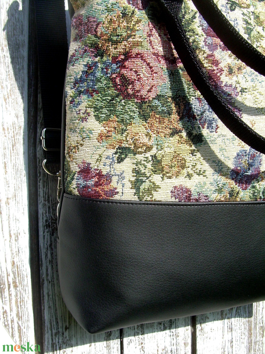 CITY BAG HÁTIZSÁK/OLDALTÁSKA/VÁLLTÁSKA : Variációk gobelinre 2. - táska & tok - hátizsák - hátizsák - Meska.hu CITY BAG HÁTIZSÁK/OLDALTÁSKA/VÁLLTÁSKA : Variációk gobelinre 2. - táska & tok - hátizsák - hátizsák - Meska.hu
