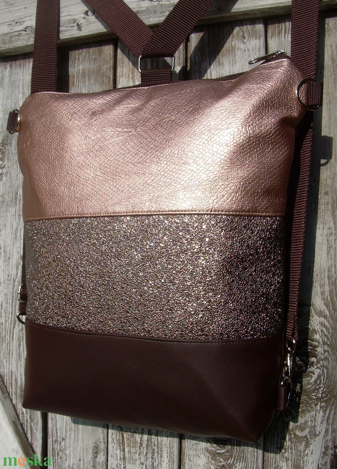 CITY BAG HÁTIZSÁK/OLDALTÁSKA : Metálos elegancia barnával és lazac rózsaszínnel - táska & tok - hátizsák - hátizsák - Meska.hu CITY BAG HÁTIZSÁK/OLDALTÁSKA : Metálos elegancia barnával és lazac rózsaszínnel - táska & tok - hátizsák - hátizsák - Meska.hu