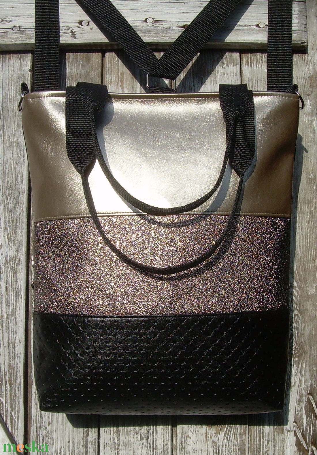 CITY BAG HÁTIZSÁK/OLDALTÁSKA/VÁLLTÁSKA : Csillogó elegancia 2 - táska & tok - hátizsák - hátizsák - Meska.hu CITY BAG HÁTIZSÁK/OLDALTÁSKA/VÁLLTÁSKA : Csillogó elegancia 2 - táska & tok - hátizsák - hátizsák - Meska.hu