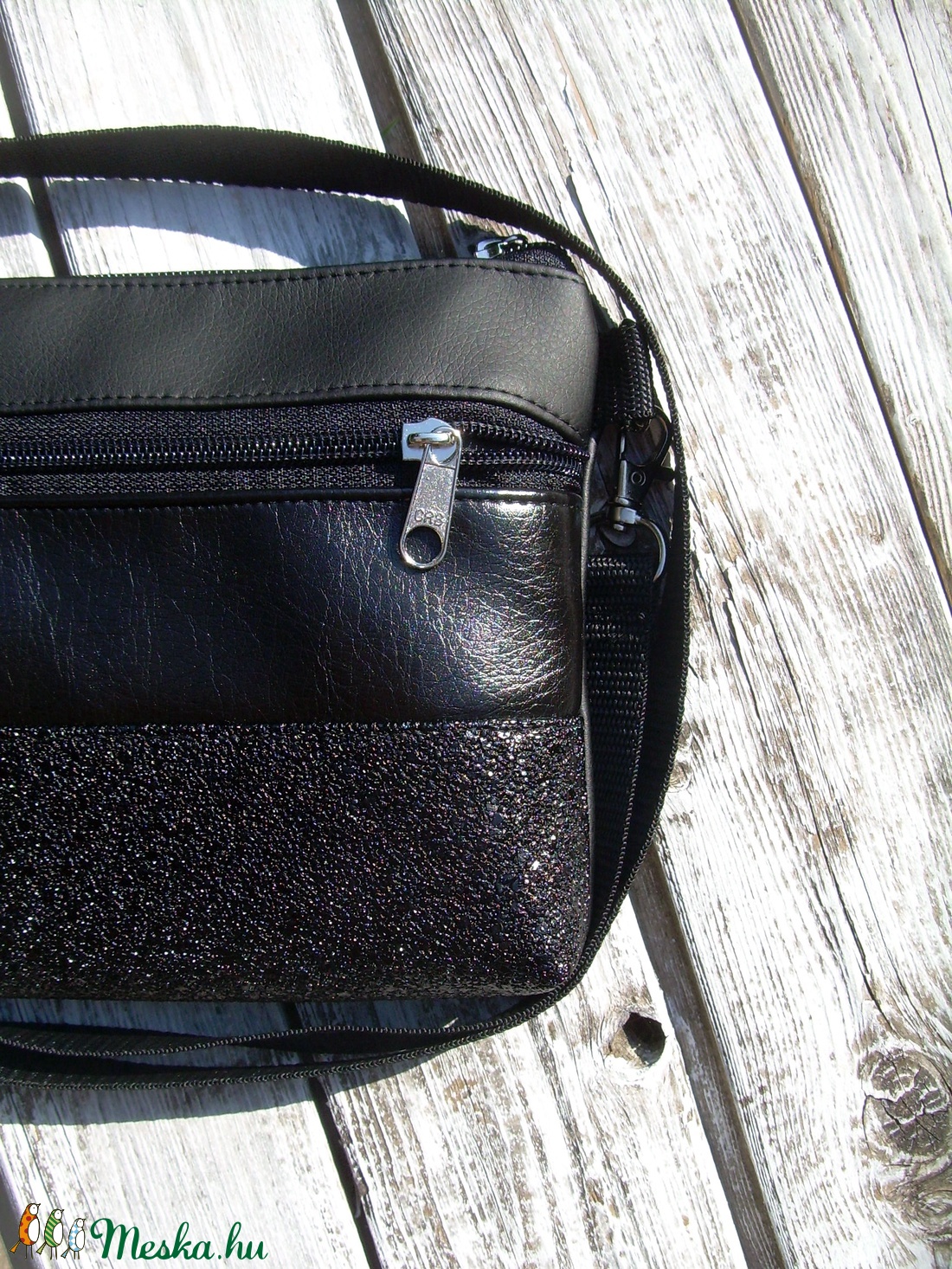  MINI CITY BAG : Metálos elegancia feketével 3. - táska & tok - kézitáska & válltáska - vállon átvethető táska - Meska.hu