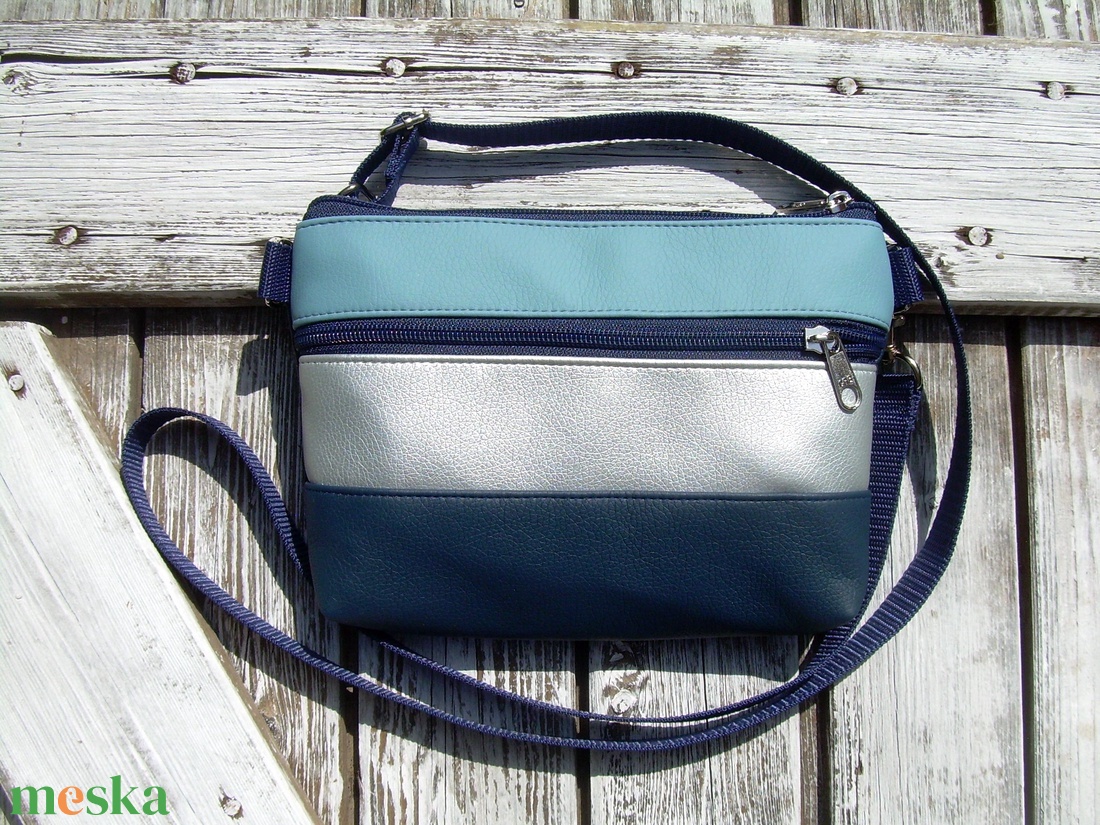 MINI CITY BAG/ÖVTÁSKA : Variációk kékre és ezüstre - táska & tok - övtáska - Meska.hu MINI CITY BAG/ÖVTÁSKA : Variációk kékre és ezüstre - táska & tok - övtáska - Meska.hu