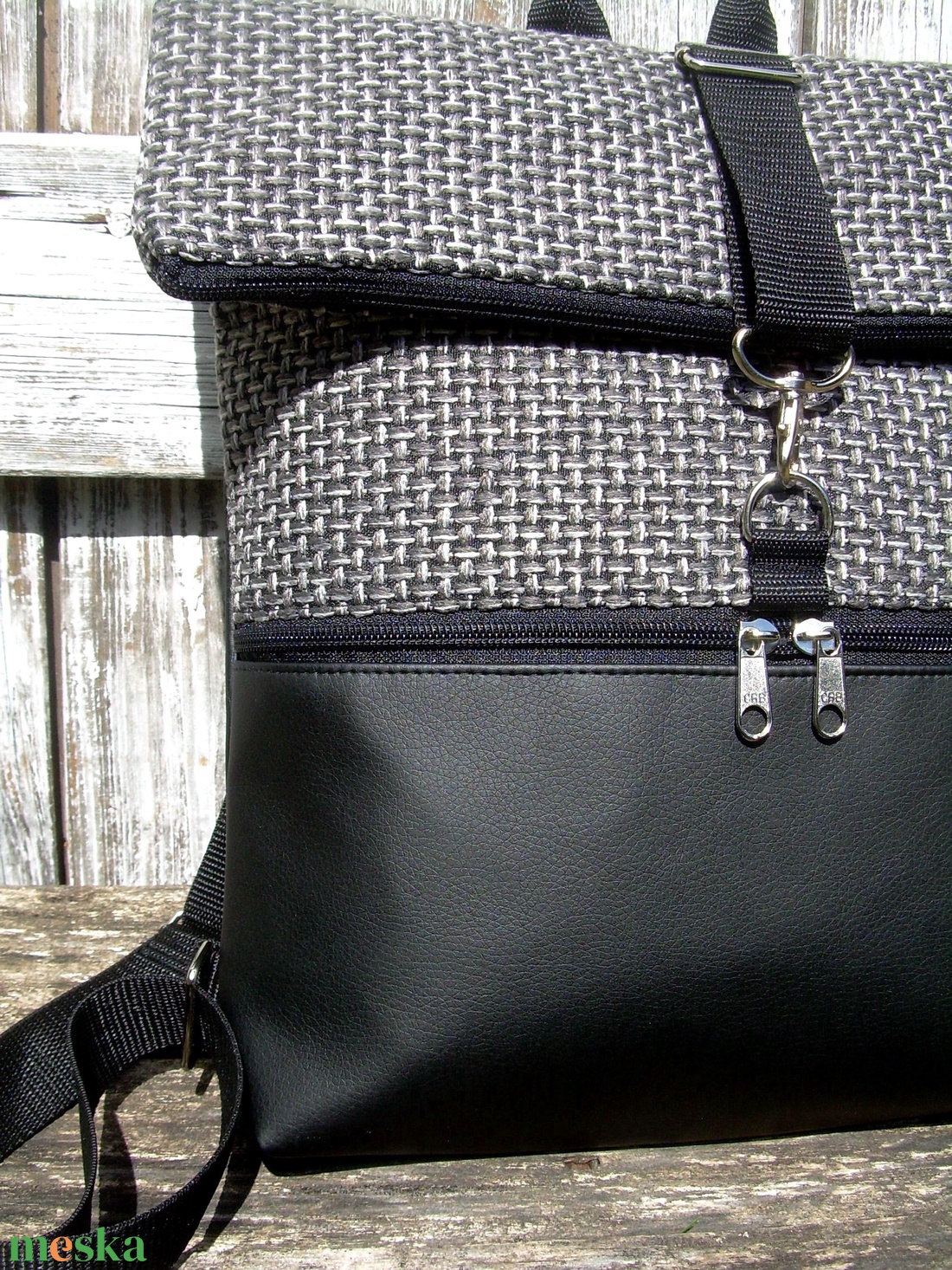 ROLL TOP CITY BAG : Variációk fekete bőrre és szövetre 1. - táska & tok - hátizsák - roll top hátizsák - Meska.hu ROLL TOP CITY BAG : Variációk fekete bőrre és szövetre 1. - táska & tok - hátizsák - roll top hátizsák - Meska.hu