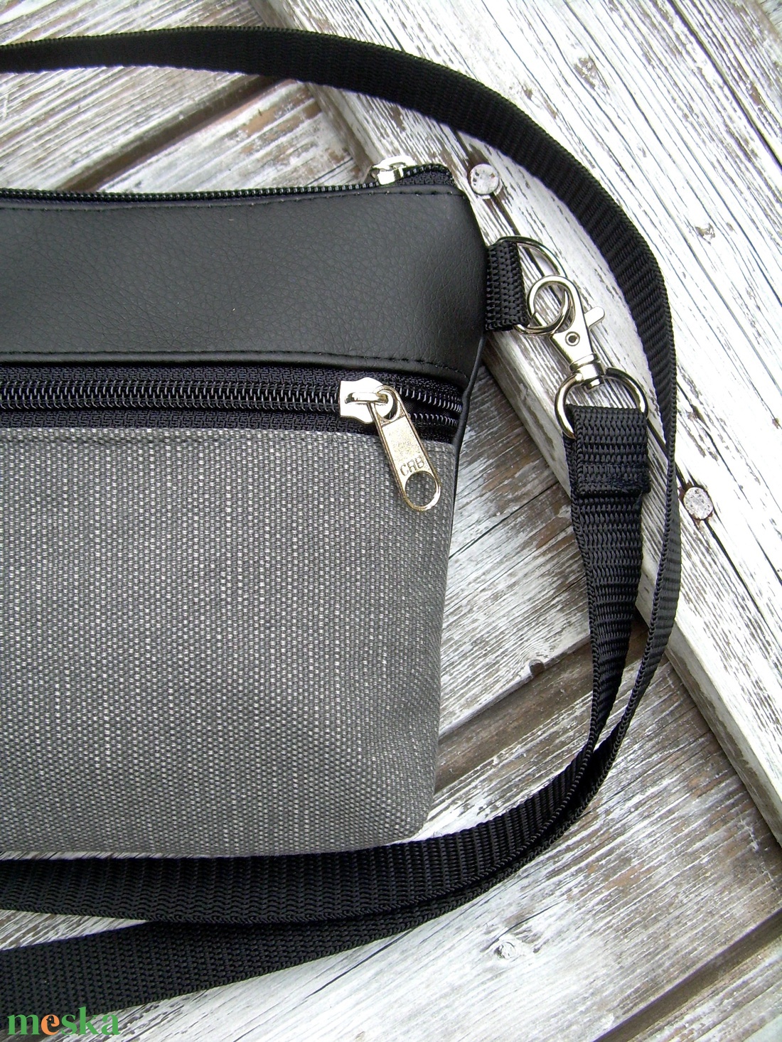 MINI CITY BAG/ÖVTÁSKA : Fekete szürke canvas vászonnal - táska & tok - övtáska - Meska.hu MINI CITY BAG/ÖVTÁSKA : Fekete szürke canvas vászonnal - táska & tok - övtáska - Meska.hu