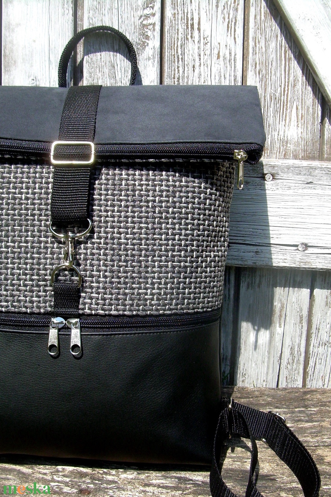 ROLL TOP CITY BAG : Variációk fekete bőrre és szövetre 5. - táska & tok - hátizsák - hátizsák - Meska.hu ROLL TOP CITY BAG : Variációk fekete bőrre és szövetre 5. - táska & tok - hátizsák - hátizsák - Meska.hu