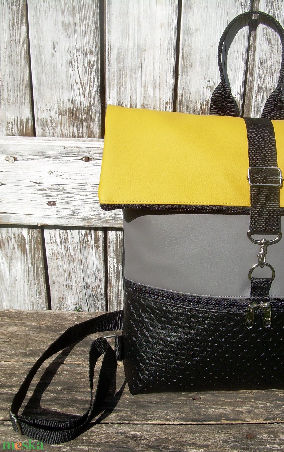 ROLL TOP CITY BAG : Variációk feketére sárgával és szürkével - táska & tok - hátizsák - roll top hátizsák - Meska.hu ROLL TOP CITY BAG : Variációk feketére sárgával és szürkével - táska & tok - hátizsák - roll top hátizsák - Meska.hu
