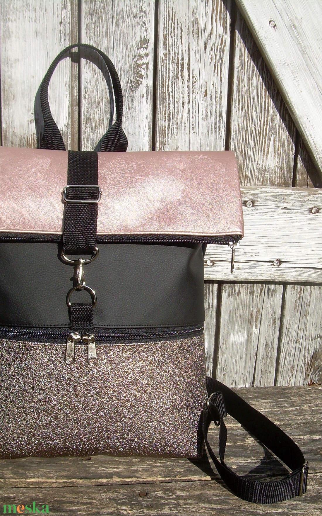 ROLL TOP CITY BAG : Metálos elegancia 2. - táska & tok - hátizsák - roll top hátizsák - Meska.hu ROLL TOP CITY BAG : Metálos elegancia 2. - táska & tok - hátizsák - roll top hátizsák - Meska.hu