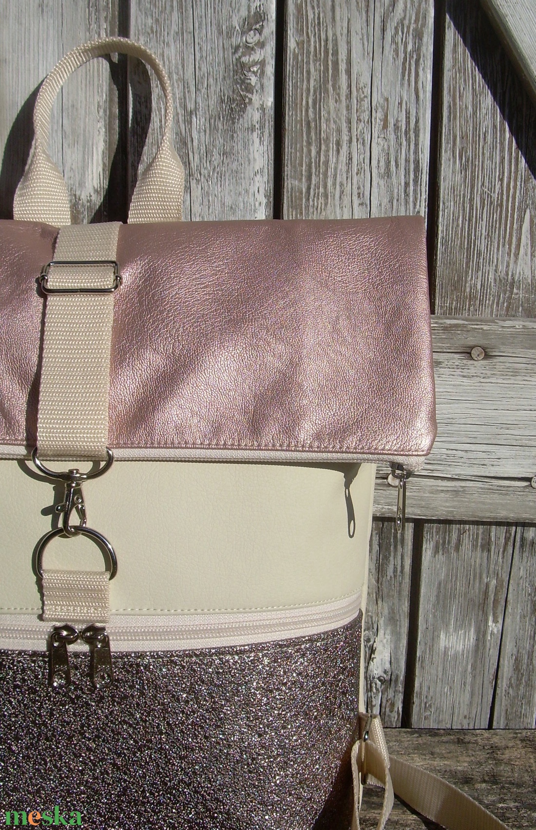 ROLL TOP CITY BAG : Metálos elegancia nyáriasan - táska & tok - hátizsák - roll top hátizsák - Meska.hu ROLL TOP CITY BAG : Metálos elegancia nyáriasan - táska & tok - hátizsák - roll top hátizsák - Meska.hu