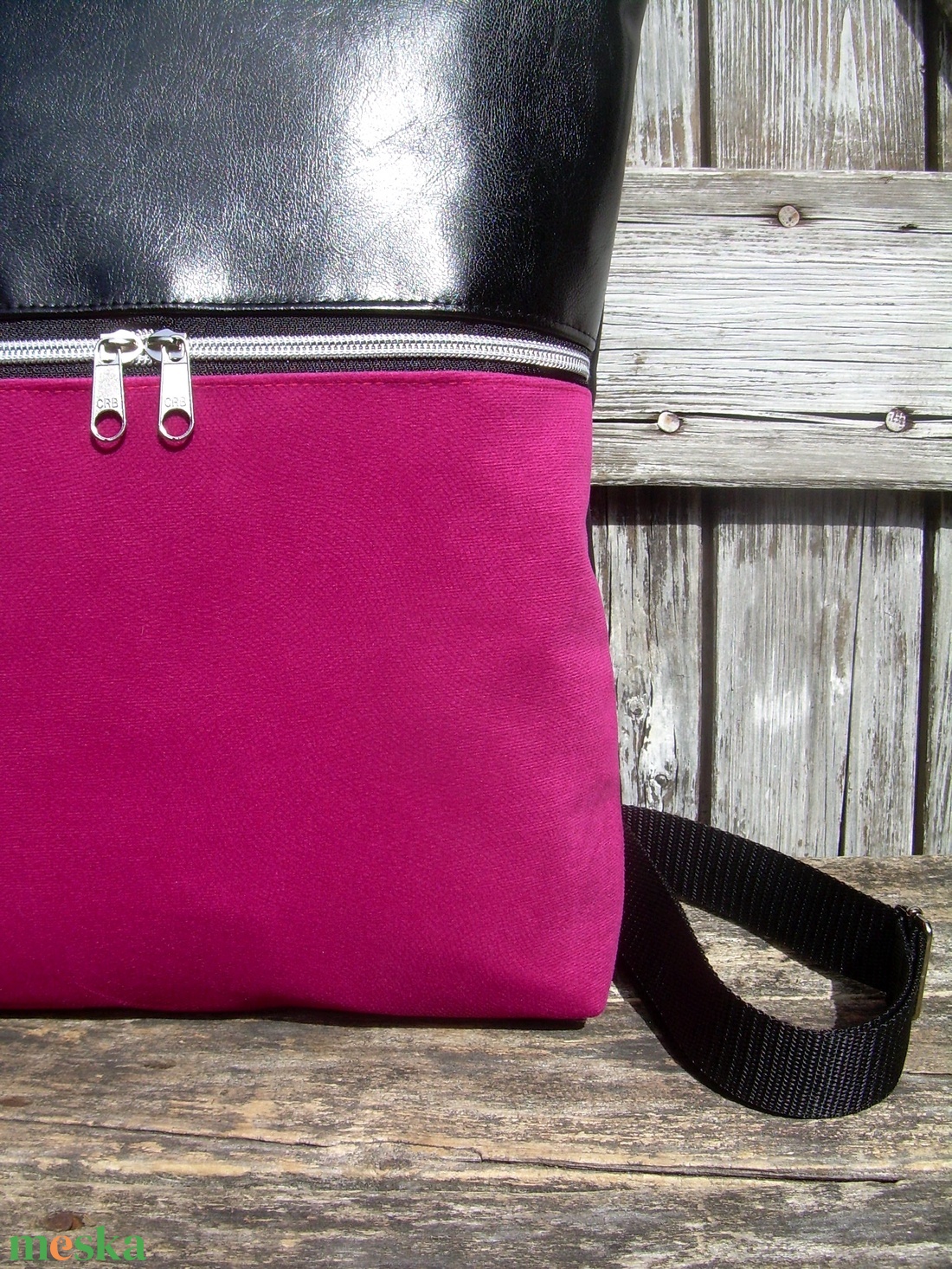 CITY BAG HÁTIZSÁK/LAPTOPTÁSKA/OLDALTÁSKA : Variációk ciklámenre - táska & tok - hátizsák - hátizsák - Meska.hu CITY BAG HÁTIZSÁK/LAPTOPTÁSKA/OLDALTÁSKA : Variációk ciklámenre - táska & tok - hátizsák - hátizsák - Meska.hu