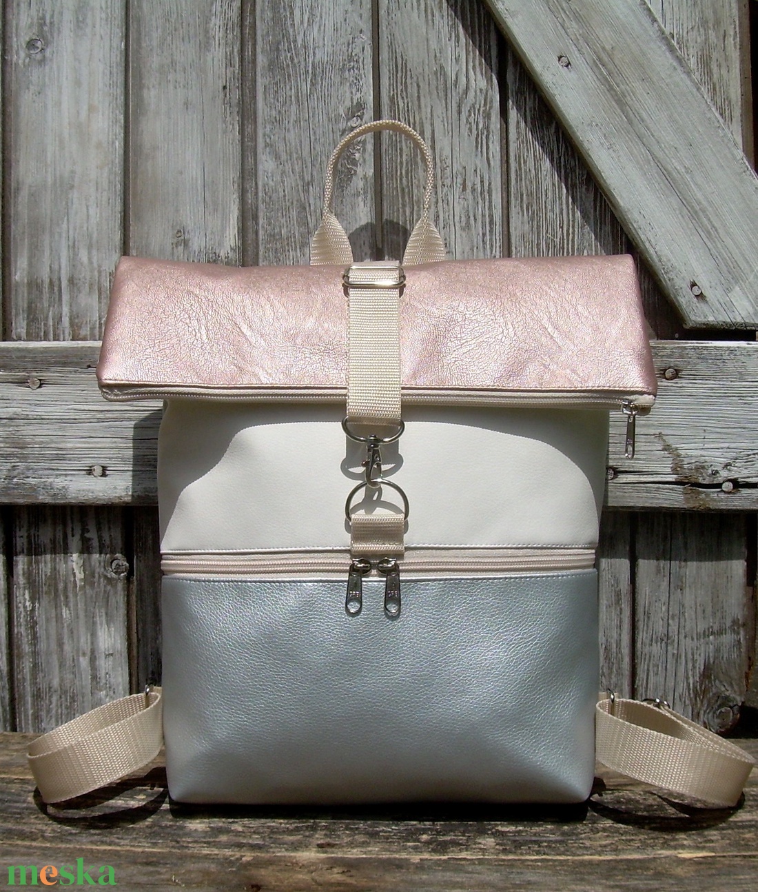 ROLL TOP CITY BAG : Metálos elegancia nyáriasan 2. - táska & tok - hátizsák - roll top hátizsák - Meska.hu ROLL TOP CITY BAG : Metálos elegancia nyáriasan 2. - táska & tok - hátizsák - roll top hátizsák - Meska.hu