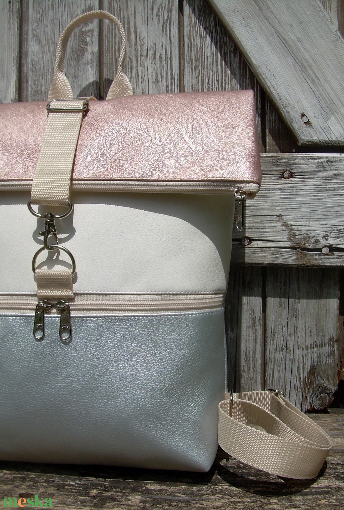 ROLL TOP CITY BAG : Metálos elegancia nyáriasan 2. - táska & tok - hátizsák - roll top hátizsák - Meska.hu ROLL TOP CITY BAG : Metálos elegancia nyáriasan 2. - táska & tok - hátizsák - roll top hátizsák - Meska.hu