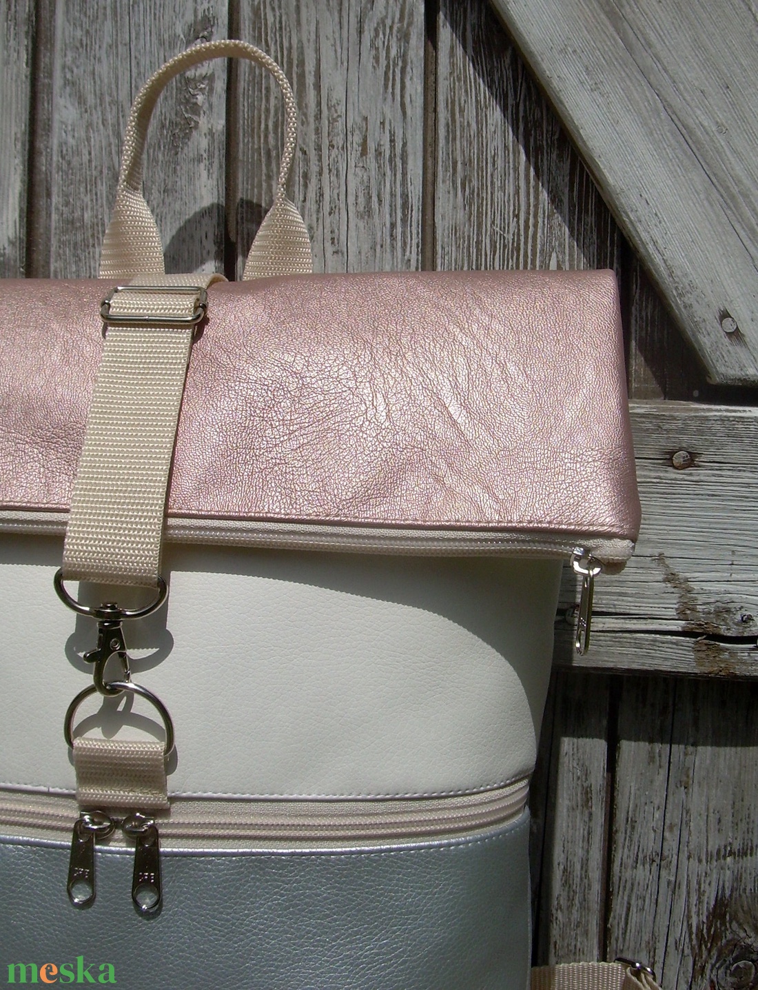 ROLL TOP CITY BAG : Metálos elegancia nyáriasan 2. - táska & tok - hátizsák - roll top hátizsák - Meska.hu ROLL TOP CITY BAG : Metálos elegancia nyáriasan 2. - táska & tok - hátizsák - roll top hátizsák - Meska.hu
