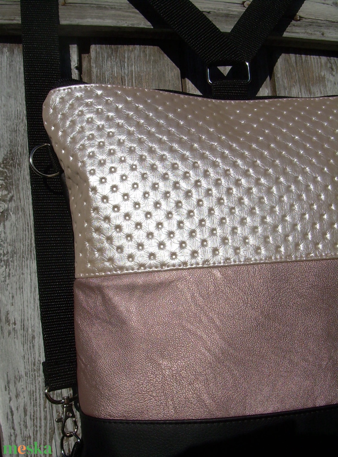 CITY BAG HÁTIZSÁK/OLDALTÁSKA : Metálos elegancia 4. - táska & tok - hátizsák - hátizsák - Meska.hu CITY BAG HÁTIZSÁK/OLDALTÁSKA : Metálos elegancia 4. - táska & tok - hátizsák - hátizsák - Meska.hu