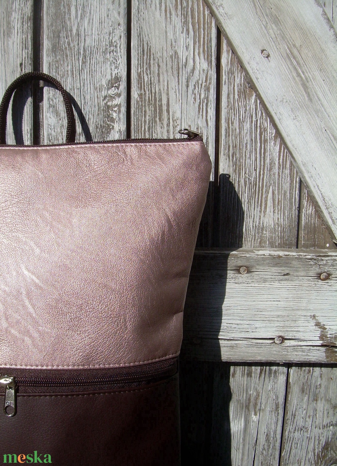 CITY BAG HÁTIZSÁK/LAPTOPTÁSKA/OLDALTÁSKA : Variációk barnára metálos rózsaszínnel - táska & tok - hátizsák - hátizsák - Meska.hu CITY BAG HÁTIZSÁK/LAPTOPTÁSKA/OLDALTÁSKA : Variációk barnára metálos rózsaszínnel - táska & tok - hátizsák - hátizsák - Meska.hu