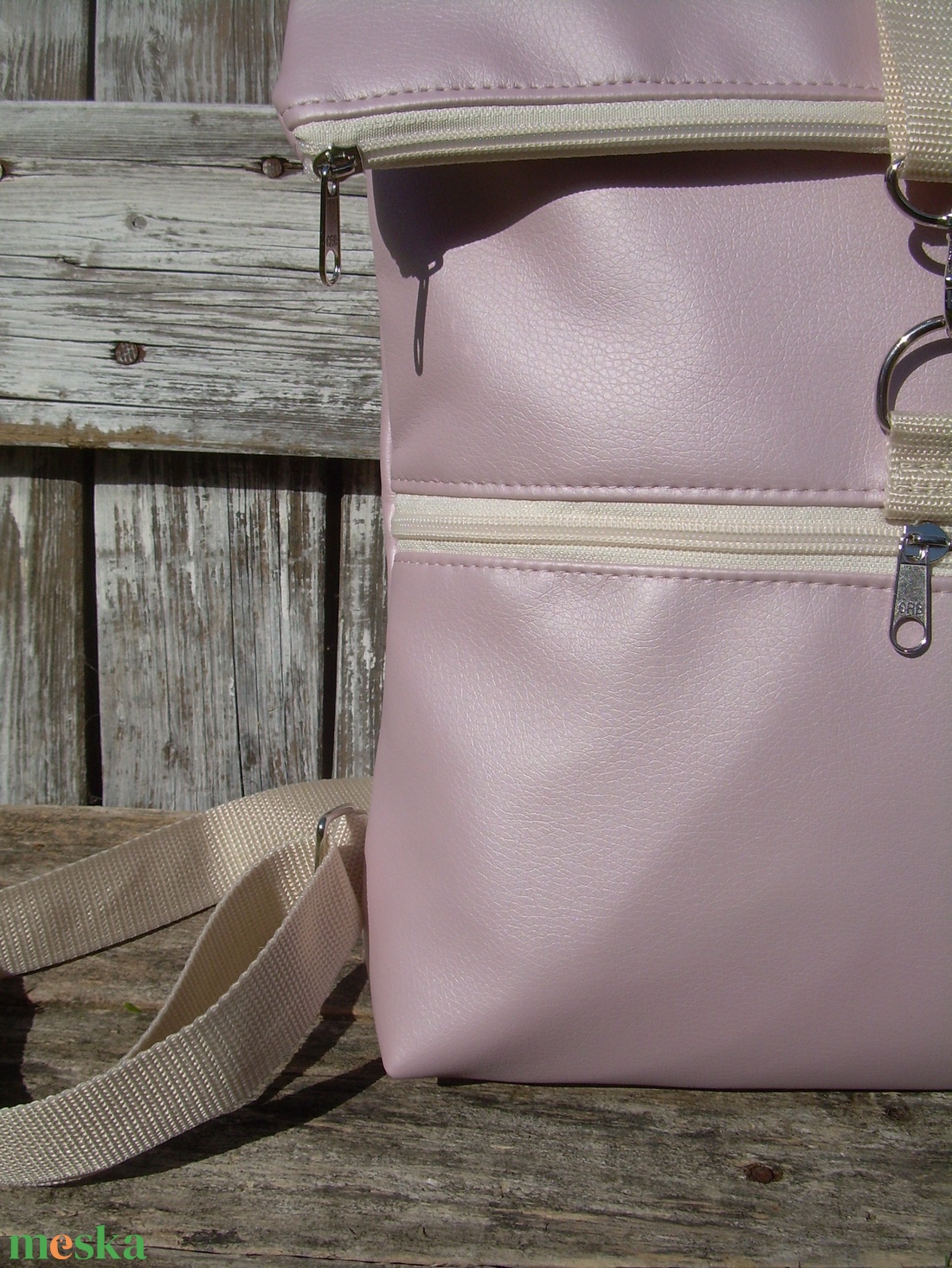 KÉSZLETEN! - ROLL TOP CITY BAG : Púder gyöngyház rózsaszín - táska & tok - hátizsák - roll top hátizsák - Meska.hu KÉSZLETEN! - ROLL TOP CITY BAG : Púder gyöngyház rózsaszín - táska & tok - hátizsák - roll top hátizsák - Meska.hu