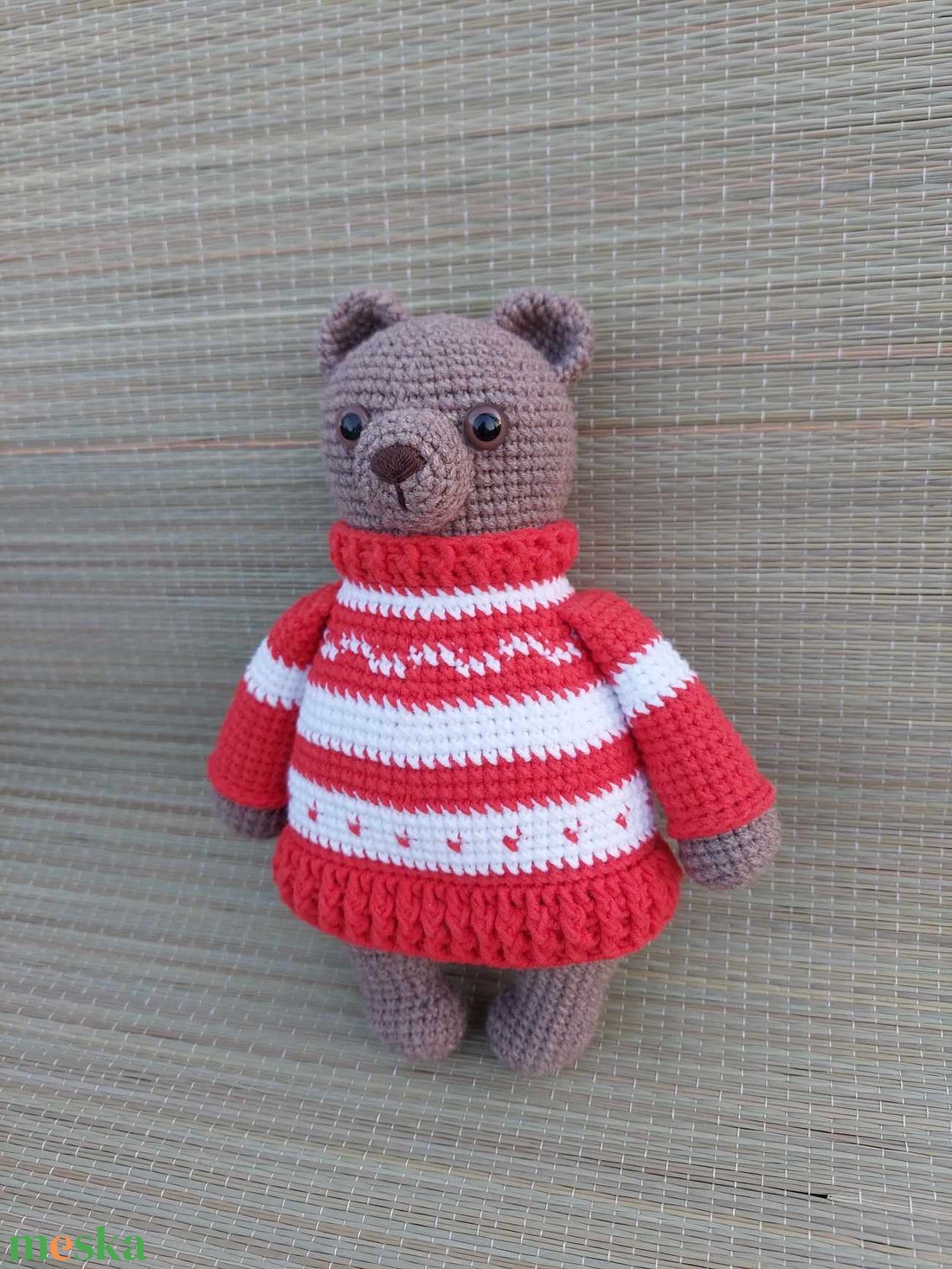 Horgolt pulóveres maci - amigurumi - játék & sport - plüssállat & játékfigura - maci - Meska.hu