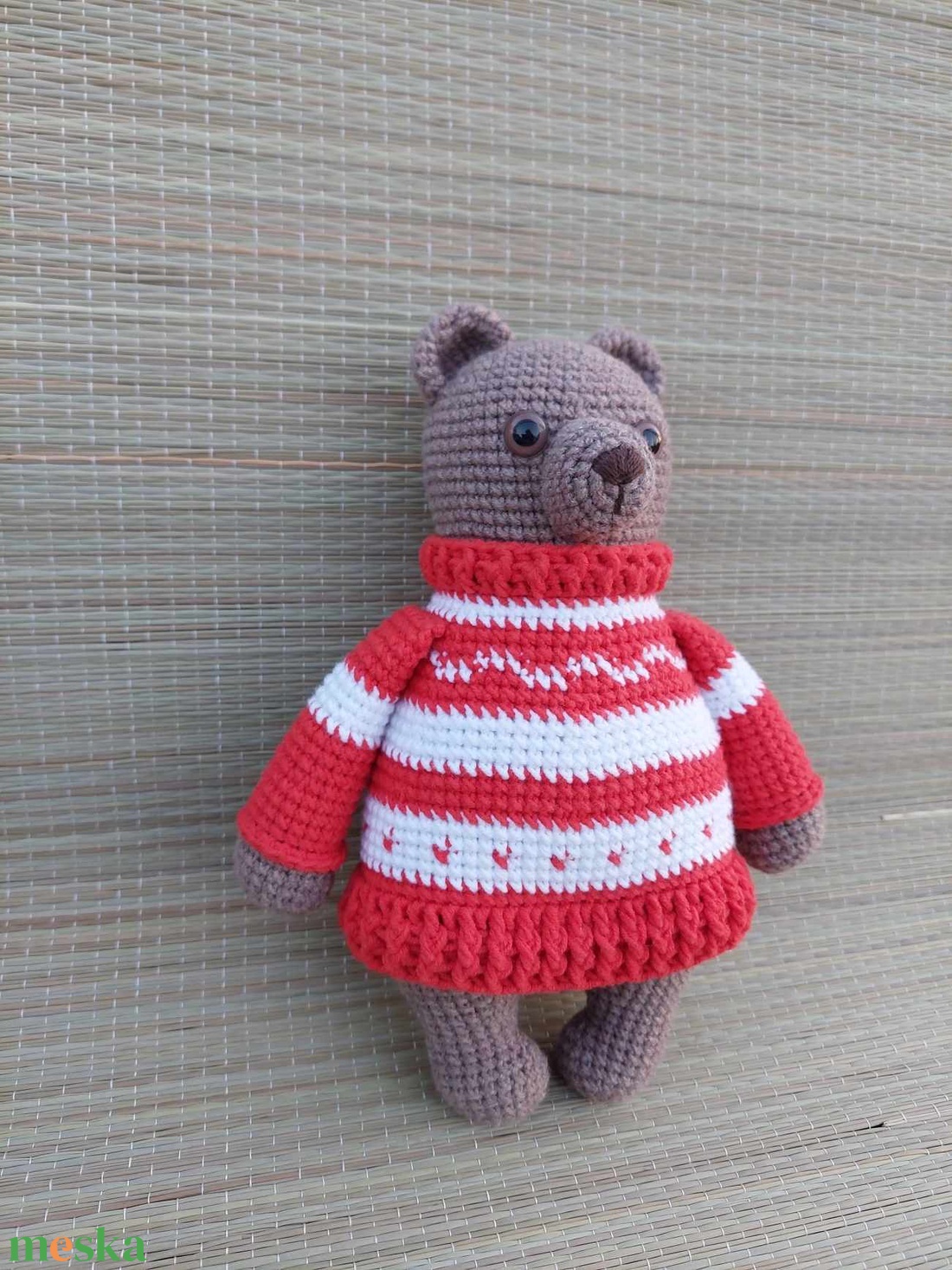 Horgolt pulóveres maci - amigurumi - játék & sport - plüssállat & játékfigura - maci - Meska.hu