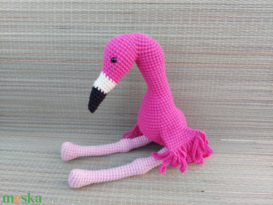 Horgolt flamingó - amigurumi - játék & sport - plüssállat & játékfigura - madár - Meska.hu