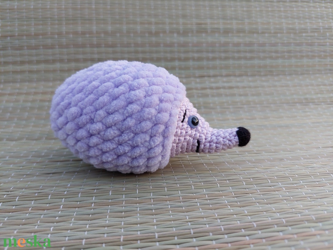 Horgolt lila sün - amigurumi - játék & sport - plüssállat & játékfigura - süni - Meska.hu