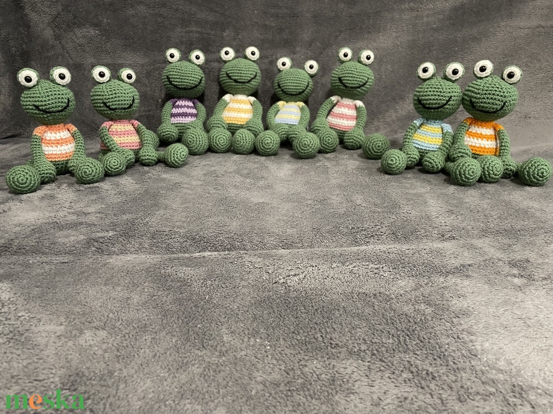 Egyedi megrendelés - Amigurumi békák - játék & sport - plüssállat & játékfigura - béka - Meska.hu Egyedi megrendelés - Amigurumi békák - játék & sport - plüssállat & játékfigura - béka - Meska.hu