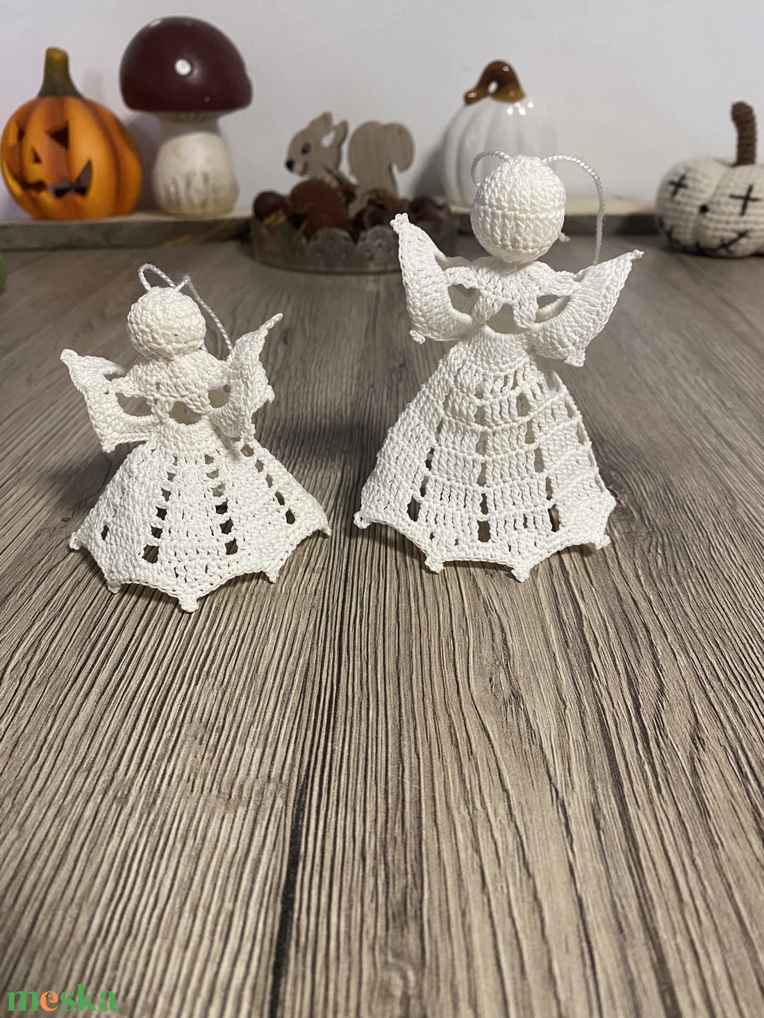 Horgolt angyalka dísz  fehér, pamutból - karácsony - karácsonyi lakásdekoráció - karácsonyfadíszek - Meska.hu