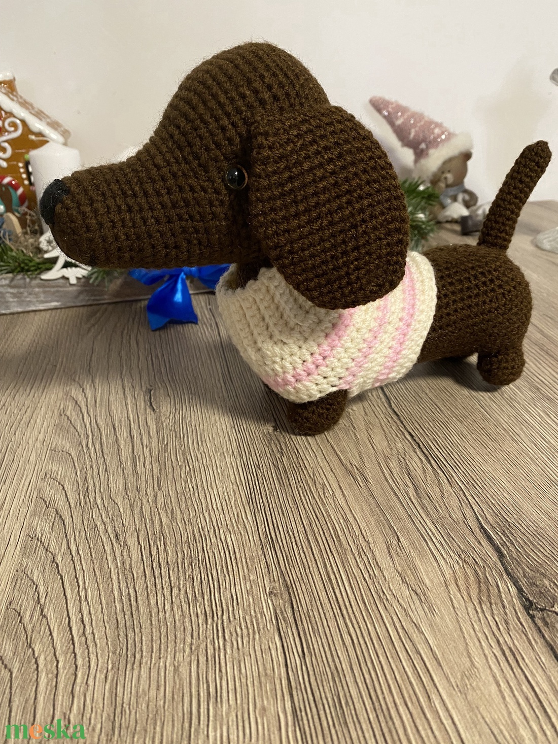 Horgolt tacskó - játék & sport - plüssállat & játékfigura - kutya - Meska.hu