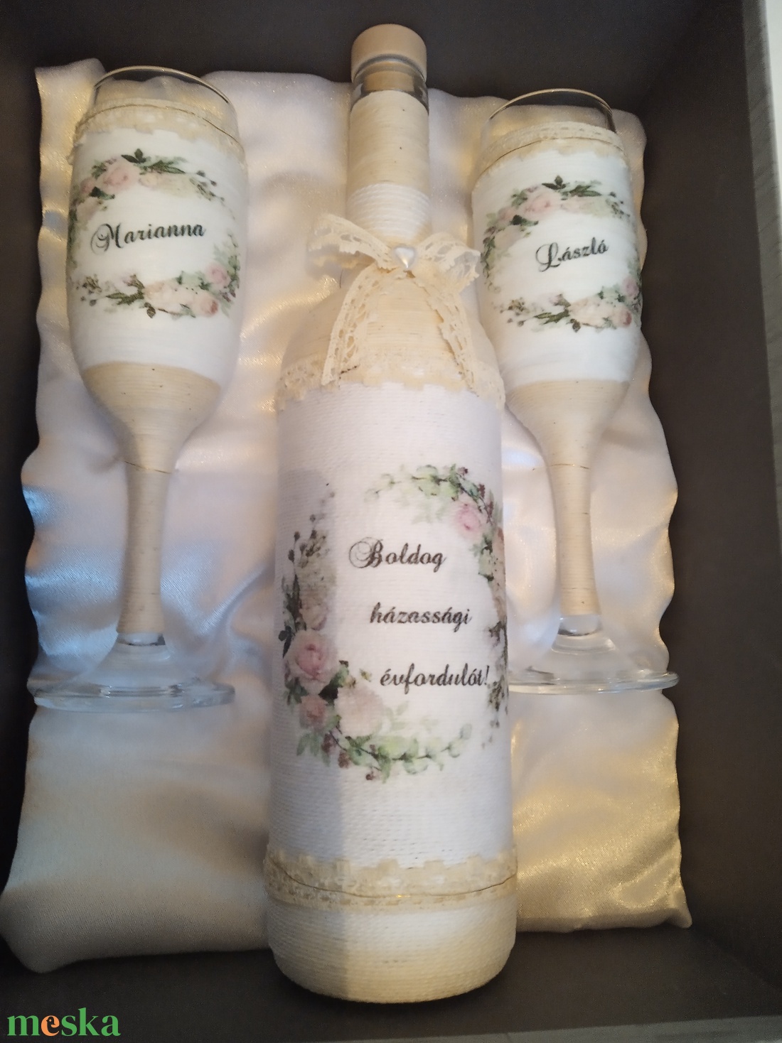 Egyedi készítésű Díszdobozos ajándék szettek � különleges alkalmakra - esküvő - emlék & ajándék - nászajándék - esküvői pohár, pohárszett - Meska.hu
