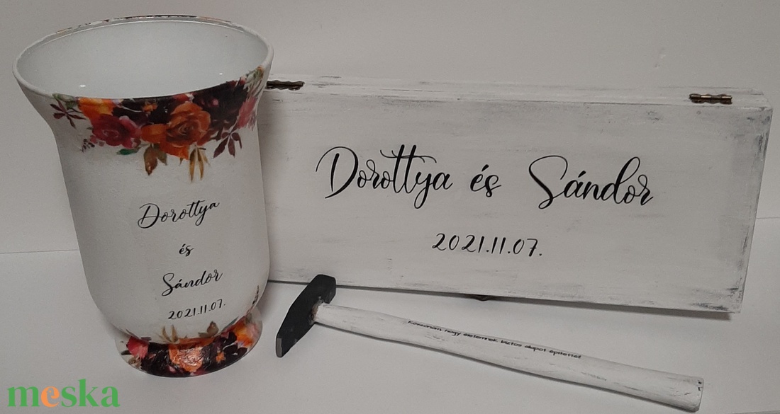 Kalapácsos Fadoboz Vintage Stílusban Egyedi Készítés - esküvő - emlék & ajándék - szülőköszöntő ajándék - Meska.hu Kalapácsos Fadoboz Vintage Stílusban Egyedi Készítés - esküvő - emlék & ajándék - szülőköszöntő ajándék - Meska.hu
