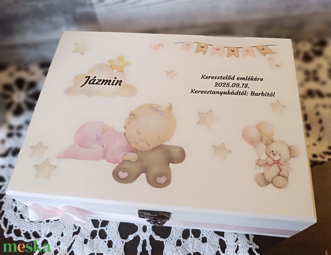 Kézműves ajándék keresztelőre vagy babaváróra - otthon & életmód - dekoráció - asztal és polc dekoráció - díszdoboz - Meska.hu Kézműves ajándék keresztelőre vagy babaváróra - otthon & életmód - dekoráció - asztal és polc dekoráció - díszdoboz - Meska.hu
