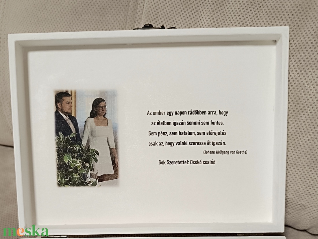 Egyedi, kézműves Házasság nélkülözhetetlen kellékei emlékdoboz - esküvő - emlék & ajándék - doboz - Meska.hu