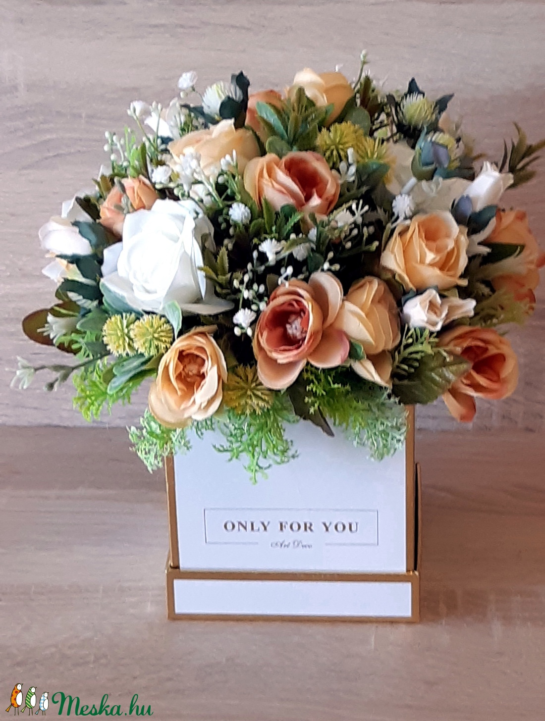 Elegáns box selyemvirágcsokorral - otthon & életmód - dekoráció - Meska.hu Elegáns box selyemvirágcsokorral - otthon & életmód - dekoráció - Meska.hu