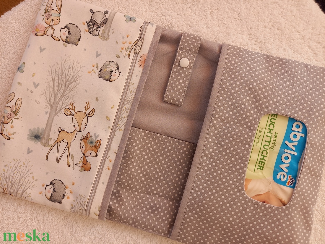 Erdei állatos Pelenkatáska, pelenkázótáska, - táska & tok - pelenkatáska - pelenkatartó tok - Meska.hu Erdei állatos Pelenkatáska, pelenkázótáska, - táska & tok - pelenkatáska - pelenkatartó tok - Meska.hu