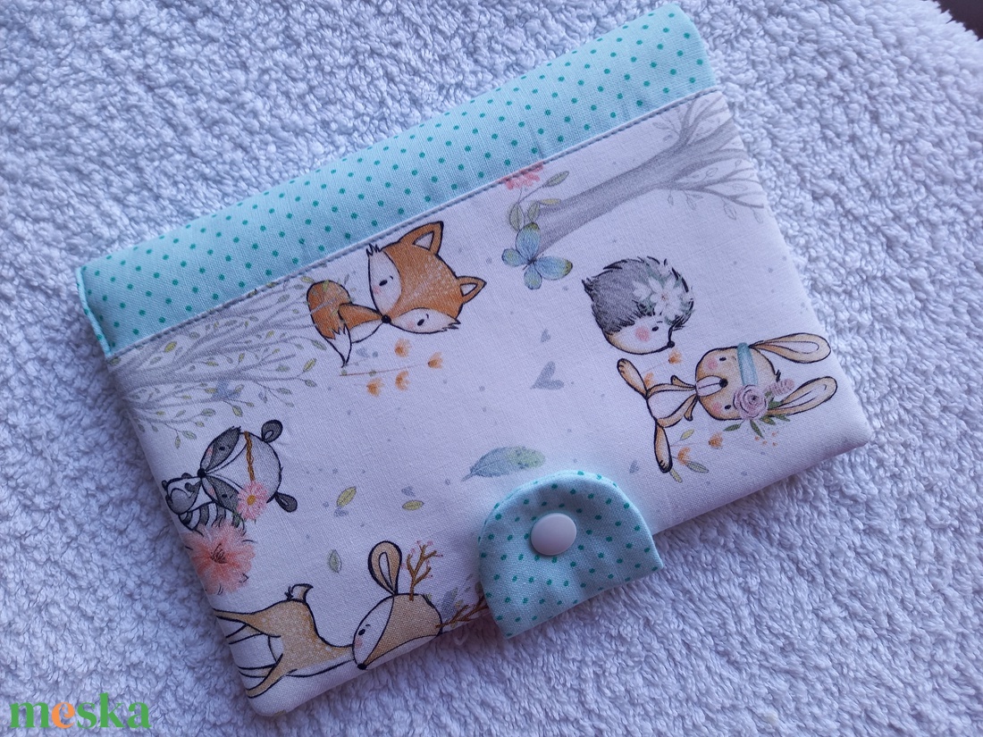 Egészségügyi könyvborító textilből - baba - mama - babaemlékek - egészségügyi kiskönyv borító - Meska.hu